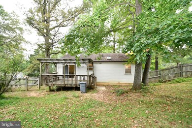19107 Perry St, Triangle, VA 22172 - photo 2