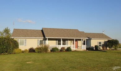 8477 S 300 E, Geneva, IN 46740 - photo 2