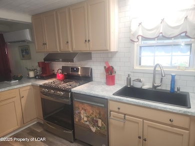 7 Valley Gorge Mobile Home Park, White Haven, PA 18661 - photo 5