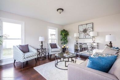 06_Living Room