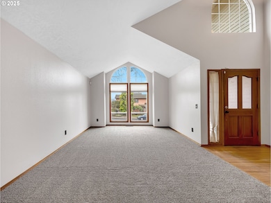 2568 SW Orchard Ct, Gresham, OR 97080 - photo 4