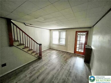 1022 S 10th St, Allentown, PA 18103 - photo 5