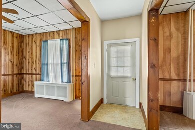 559 N Delaware St, Paulsboro, NJ 08066 - photo 5