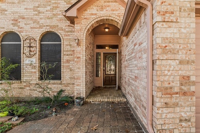 7714 Broken Arrow St, Baytown, TX 77521 - photo 3