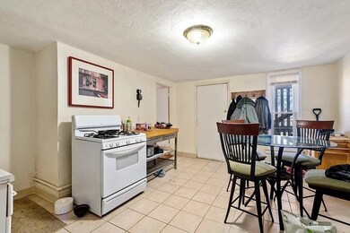 3 Boston St unit 3, Somerville, MA 02143 - photo 4