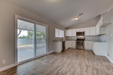 130 W Juanita Ave-18