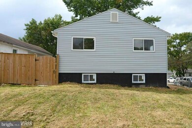 6615 Clinglog St, Capitol Heights, MD 20743 - photo 7