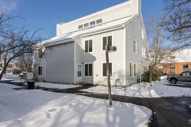 18 Ocean St unit 22, South Portland, ME 04106 - photo 2