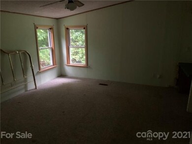 190 Big Forest Dr, Statesville, NC 28677 - photo 5