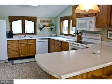 16 W Golf Club Ln, Paoli, PA 19301 - photo 7