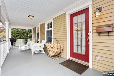 56 E Center St, Midland Park, NJ 07432 - photo 6