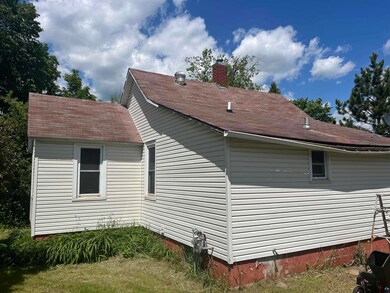 View of home's exterior