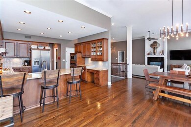 9916 Vista Dr, Lenexa, KS 66220 - photo 2