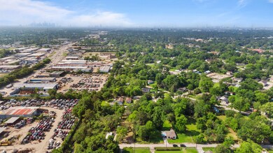 735 Homer St, Houston, TX 77091 - photo 7