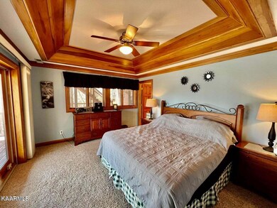 20220331182405744450000000-o