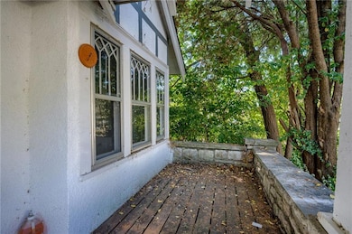 4033 E 68th St, Kansas City, MO 64132 - photo 3