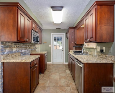 1802 W Arbor St, Harlingen, TX 78552 - photo 7