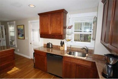 19 Juniper Ave, Salem, MA 01970 - photo 3