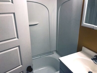 416 2nd St unit 2, Rollinsford, NH 03869 - photo 7