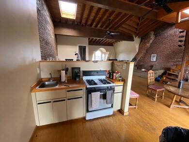 527 Massachusetts Ave unit 4, Boston, MA 02118 - photo 4