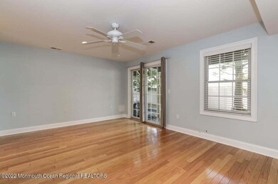1715MainSt60012