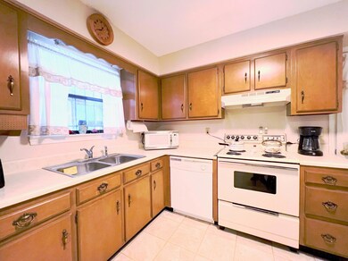 202 Claire St, Rossville, GA 30741 - photo 5