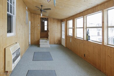 1811 c ave-103