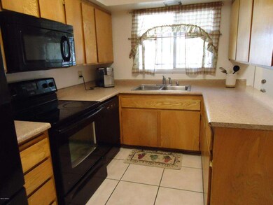 4719 S Grandview Ave, Tempe, AZ 85282 - photo 5