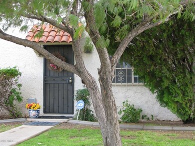 Entry with Security Screen