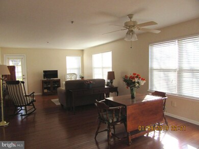 301 Jefferson Ct, Royersford, PA 19468 - photo 6