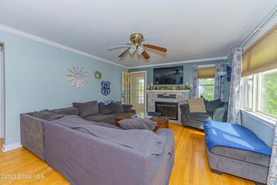 407 Consaul Rd, Schenectady, NY 12304 - photo 5