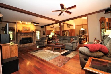 4 Hillsborough Dr, Collinsville, IL 62234 - photo 7