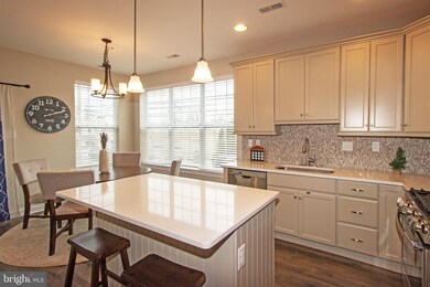 766 W 2nd St, Lansdale, PA 19446 - photo 5