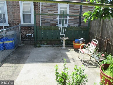 4527 Salmon St, Philadelphia, PA 19137 - photo 5