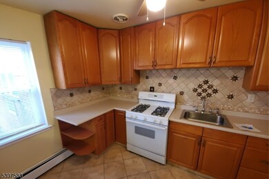 1124-1B Valley Rd unit 1B, Wayne Twp., NJ 07470 - photo 7