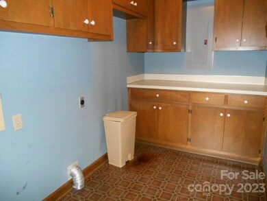 3030 Kern Dr, Salisbury, NC 28147 - photo 5