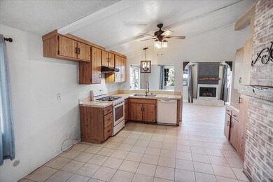 05-Kitchen from Dining