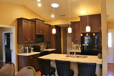 Kitchen (1)