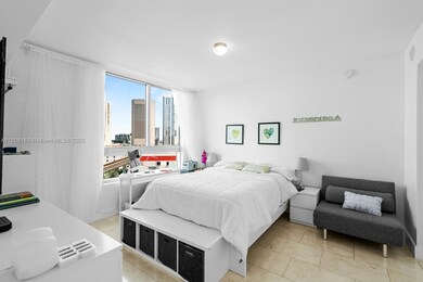 The Ivy Condominium unit 1209, Miami, FL 33130 - photo 4