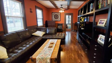 135 Hoover Ave, Edison, NJ 08837 - photo 2