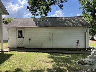 1742 Dunklin St, Cape Girardeau, MO 63701 - photo 5