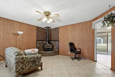 16429 E 1st St, Tulsa, OK 74108 - photo 4