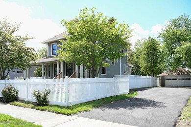 Detached 2 car garage & new driveway