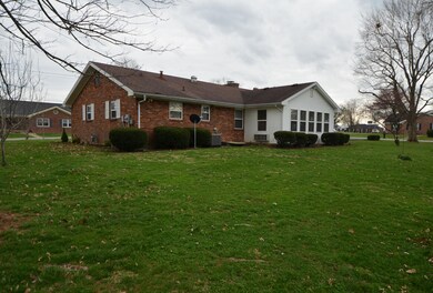 522 Raintree Rd, Harrodsburg, KY 40330 - photo 4