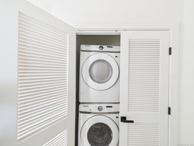 Washer & Dryer in Unit