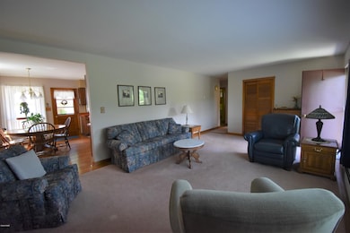 408 3rd St, Milford, PA 18337 - photo 6