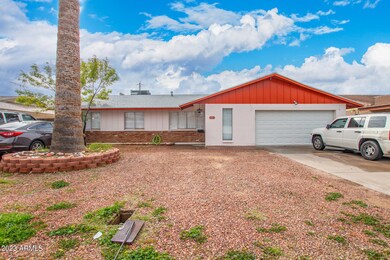 4121 W Puget Ave, Phoenix, AZ 85051 - photo 2