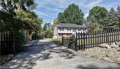 8653 S Paint St, Apple Creek, OH 44606 - photo 2