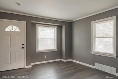 22482 Tuscany Ave, Eastpointe, MI 48021 - photo 5