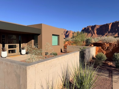 674 W Tearasinab Way, Ivins, UT 84738 - photo 2